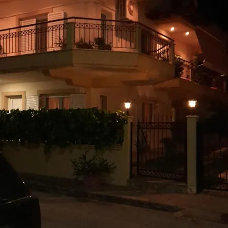 La Maison De Keti Lägenhet