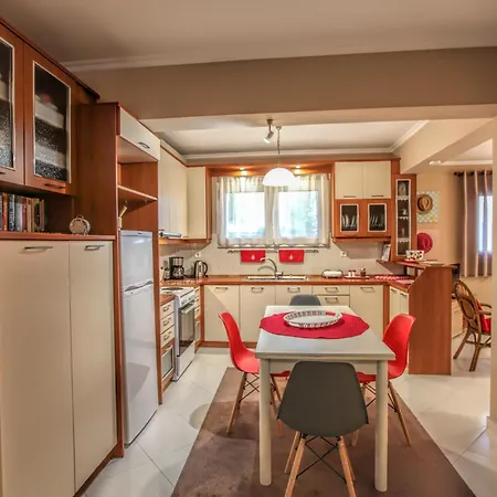 La Maison De Keti Apartament *
